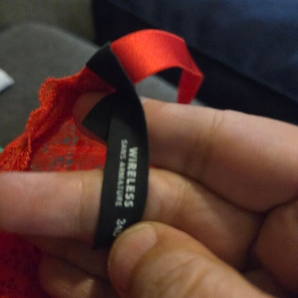 Aerie Red Lace Wireless Balconette Bra 34D NWT - Picture 10 of 12